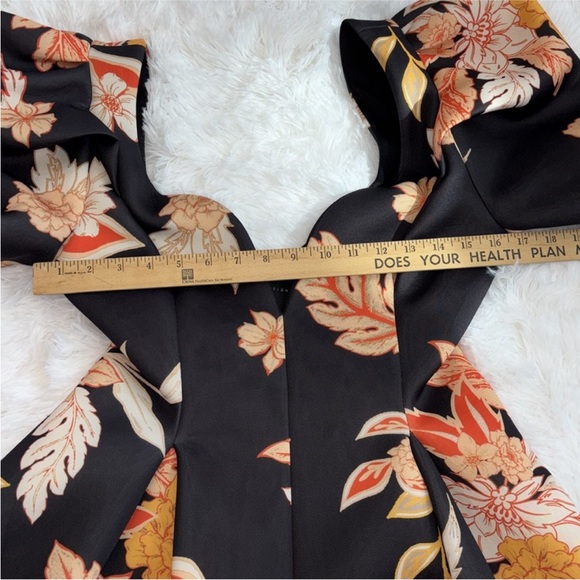 ASOS DESIGN - Black Mini Dress with Orange/Cream Flowers Size 8 - Picture 9 of 11